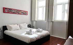 Covelo Apartment